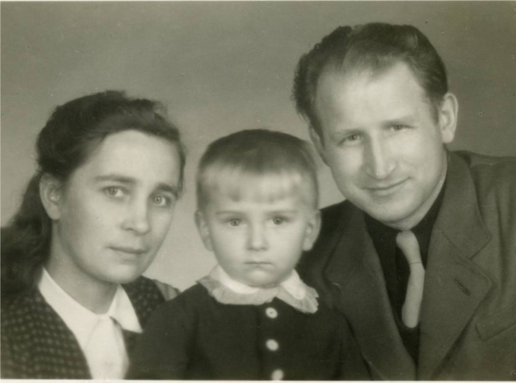 Od lewej Kazimiera syn Stanisław i Józef Zimny